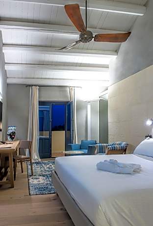 Superior Triple Room with View