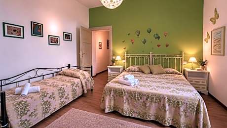 Triple Room with Private External Bathroom