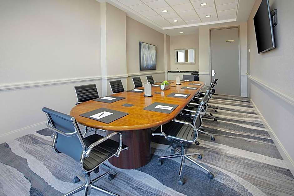 Embassy Suites By Hilton Hotel Detroit - North / Troy - Auburn Hills