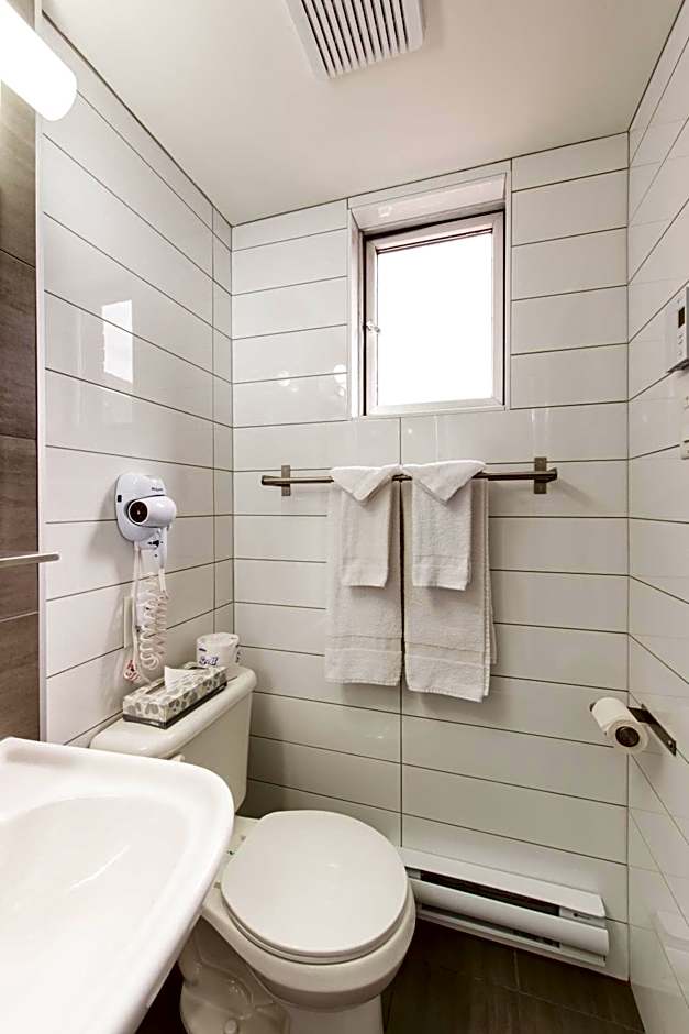 Travelodge by Wyndham Montreal Centre