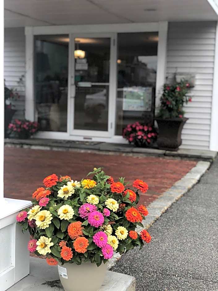 SeaCoast Inn