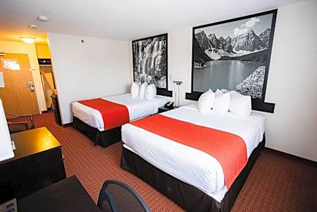 Queen Room with Two Queen Beds - Non-Smoking