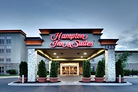 Hampton Inn & Suites Chicago/Aurora