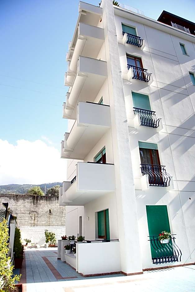 Sorrento Coast Suites B&B