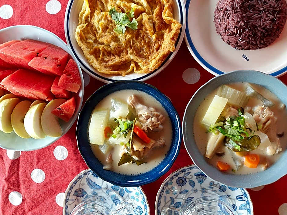 Green Riverside Homestay