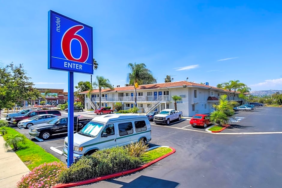 Motel 6 Rowland Heights, CA - Los Angeles - Pomona