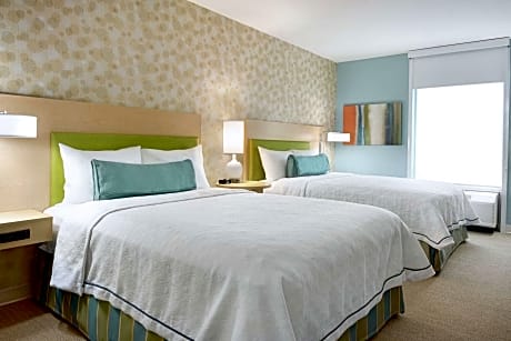 2 Queen Beds Studio Nonsmoking