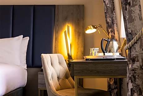 Regency Queen Room with Sea View