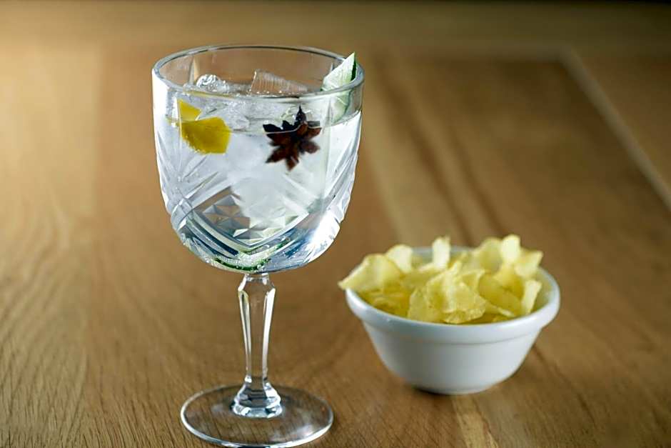 AC Hotel by Marriott Saint-Julien-en-Genevois