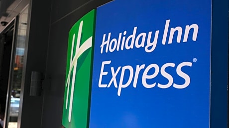 Holiday Inn Express Istanbul - Atakoy Metro By IHG