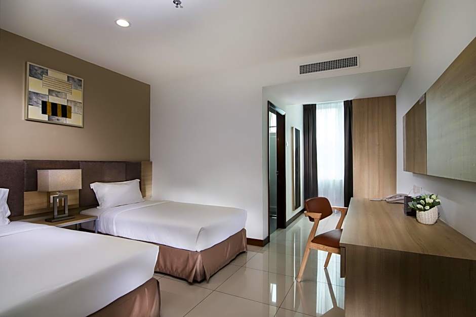 Photo 1 of 15 of Deluxe 2 Bedroom Apartment