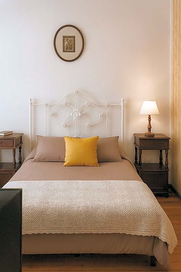 Foto 1 daripada 23 — Standard 1 Queen Bed