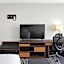 Super 8 by Wyndham Salina I-70
