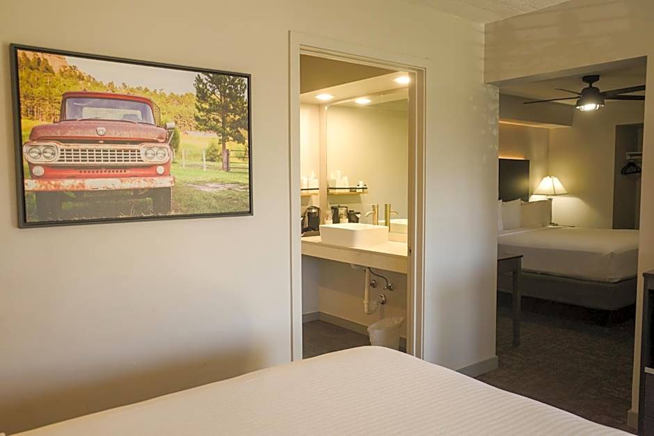 Americana Modern Hotel