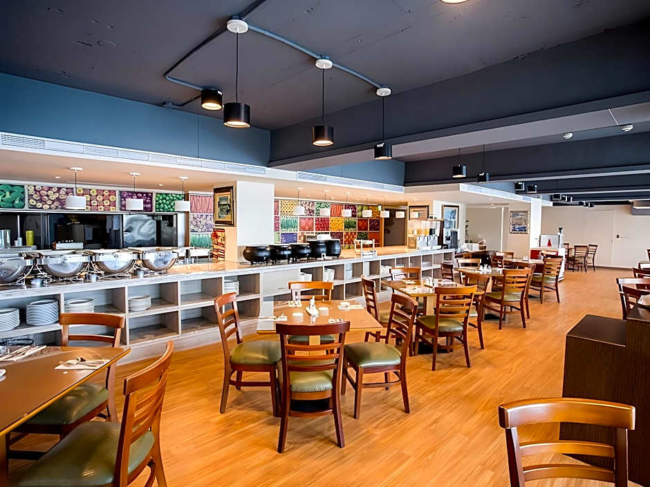 Pacific Hot Spring Hotel Green Bay