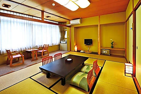 Japanese-Style Room with Open Air Bath - Smoking