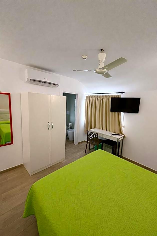 Sisters Hotel