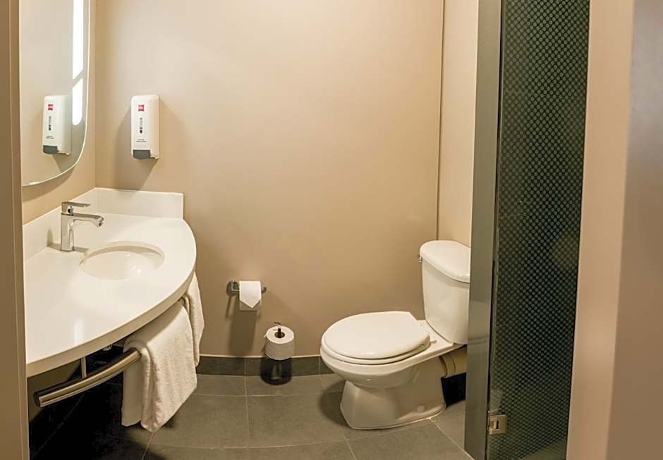 Ibis Cali Granada