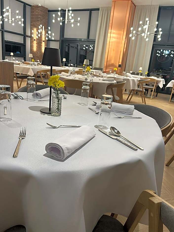 Hotel Dolphin - Adult friendly