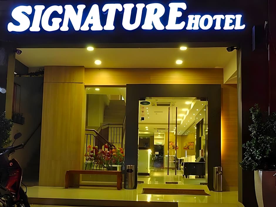 Signature Hotel