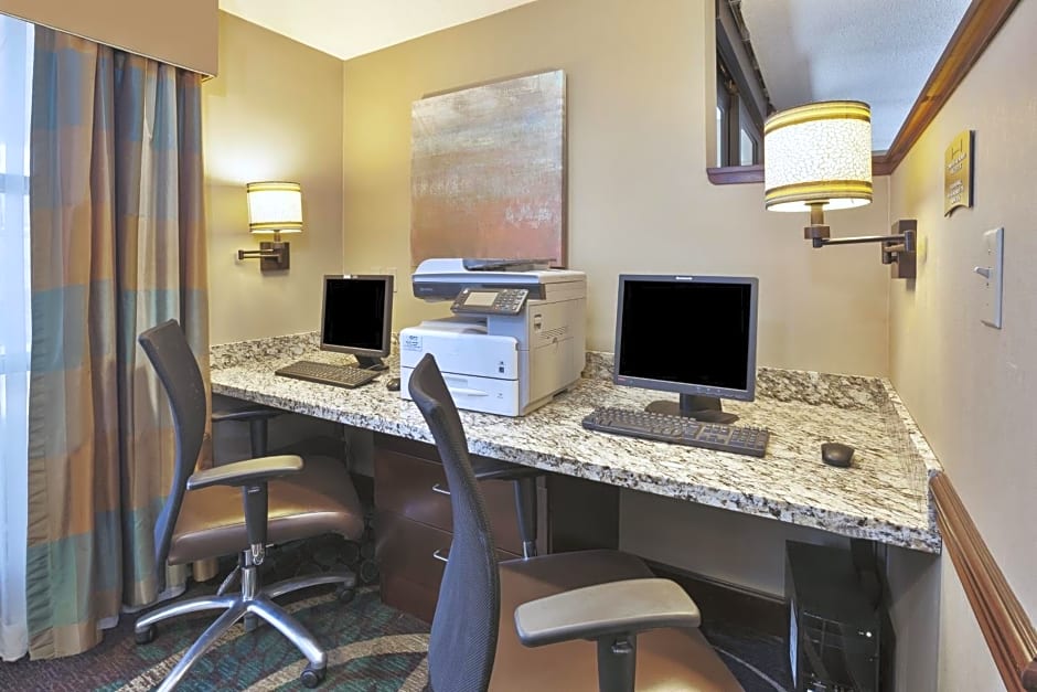 Staybridge Suites Columbia-Highway 63 & I-70 by IHG