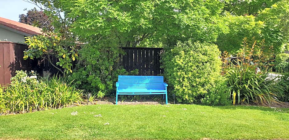 Commodore Motor Lodge