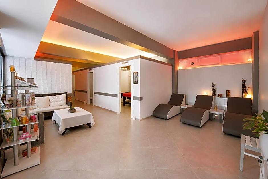 Tripolis Hotel