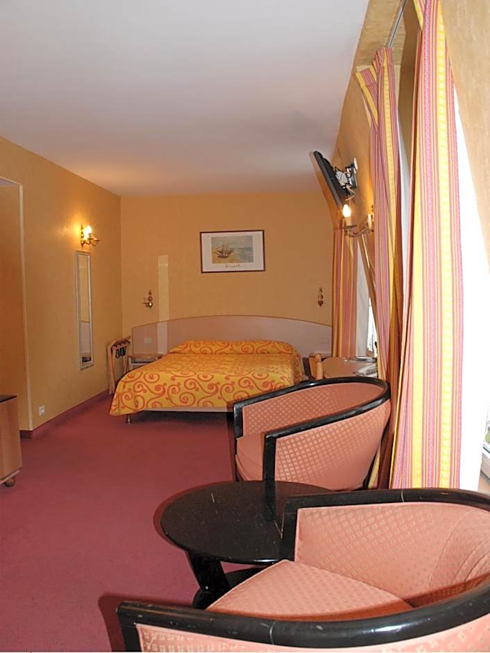 Hotel Transcontinental