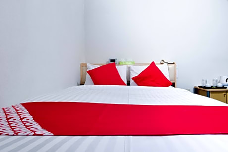 Double Room - Non-Smoking