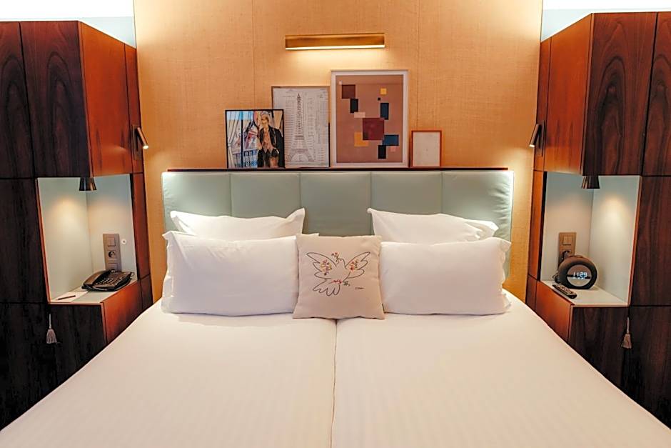 Hôtel Eiffel Blomet