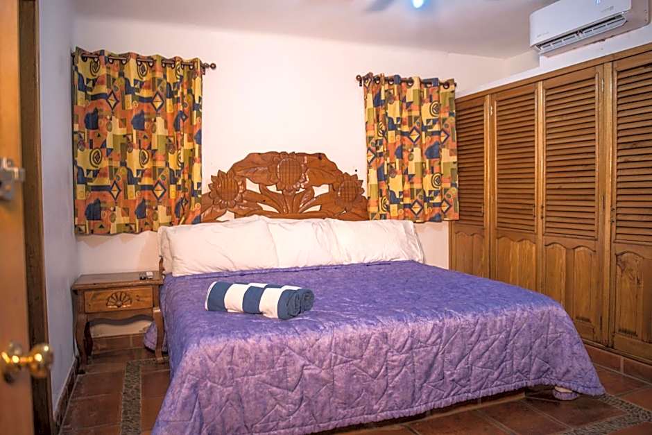 HOTEL VILLA AZUL