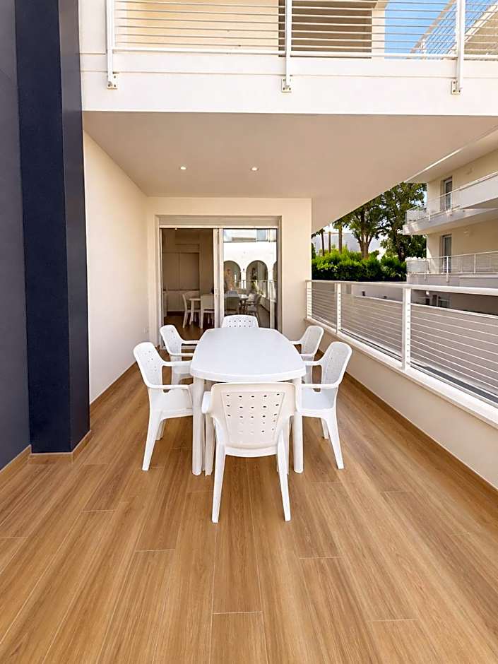 Marina Dream Beach Apartments with Sea View Terrace - Agenzia Cocal