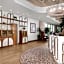 The Hiatus Clearwater Beach, Curio Collection by Hilton