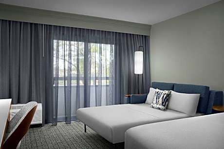 Suite, 1 Bedroom (1 King Bed and 1 Double Sofa Bed)