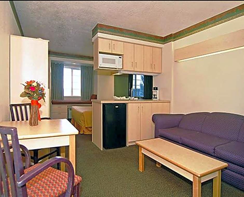 Motel 6-Bernalillo, NM