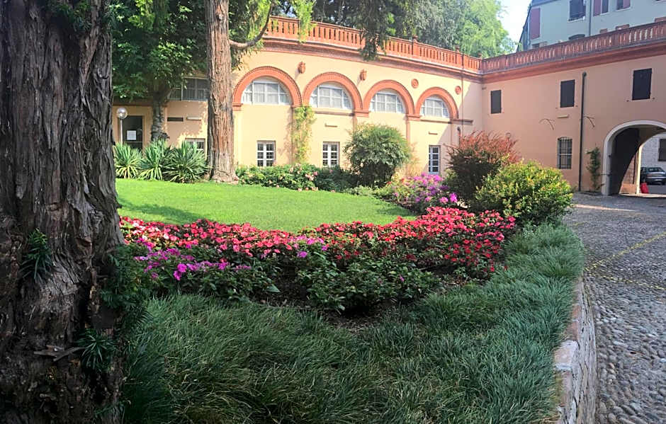 Residence In Centro