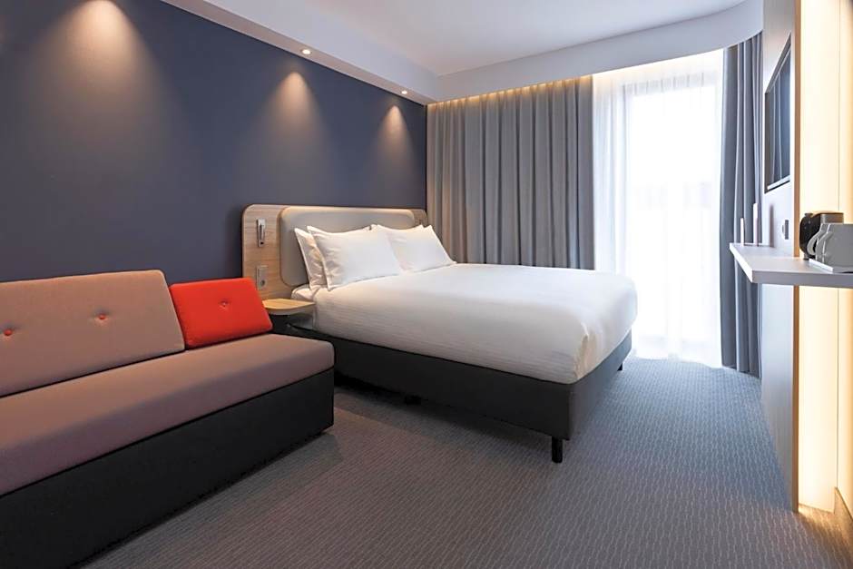 Holiday Inn Express And Suites Deventer By IHG