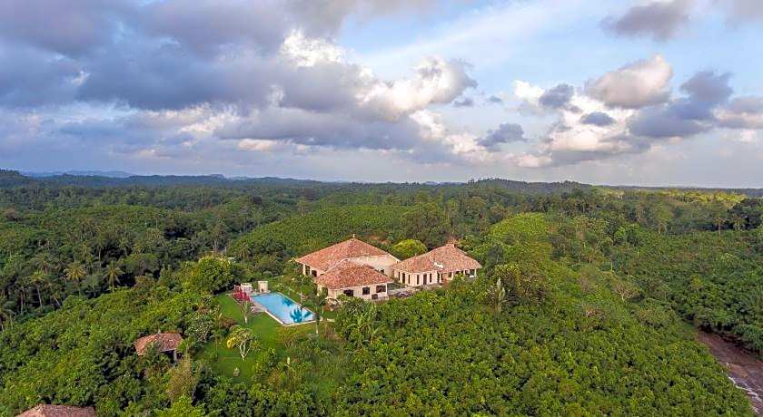 Villa Mayurana by Edwards Collection