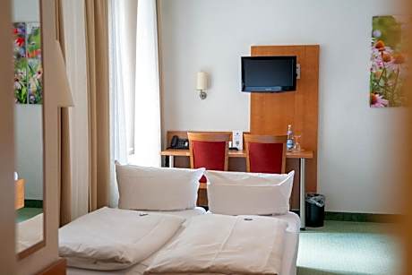 Double Room with Sofa Bed