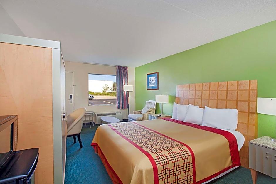 Days Inn by Wyndham Greeneville