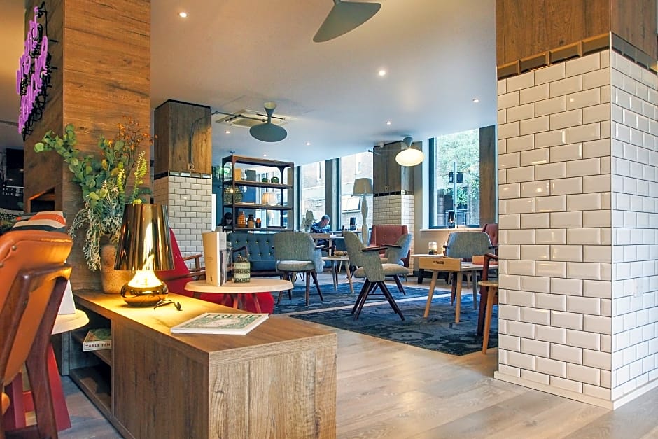 The Corner London City