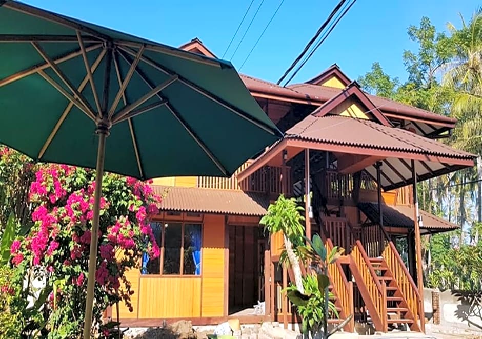 Hotel Besar Bulan Baru