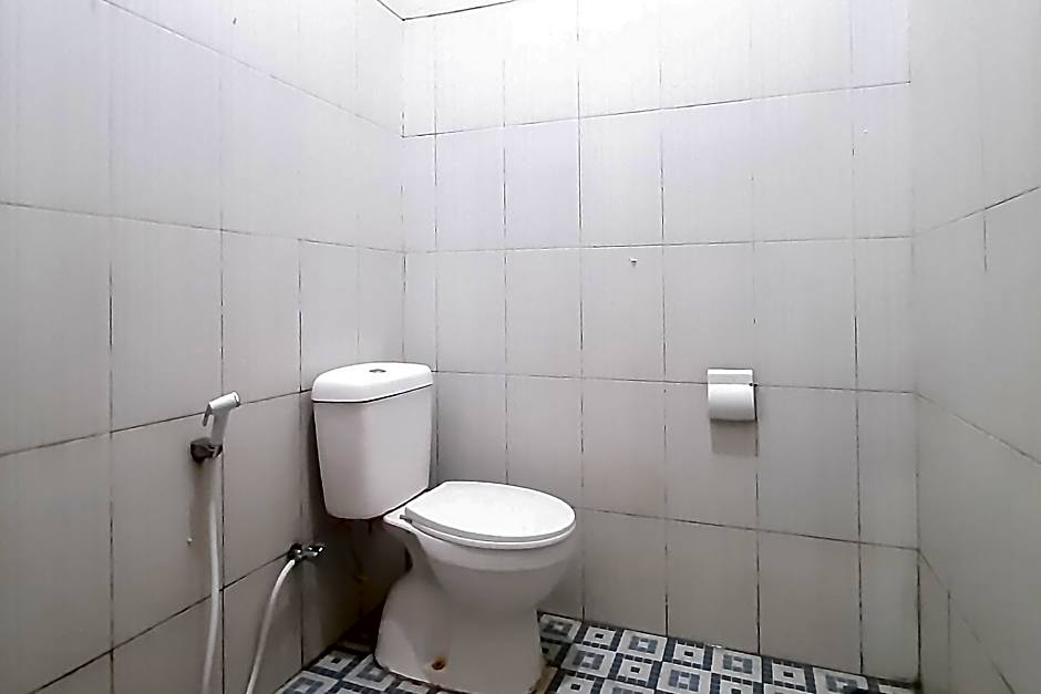 Urbanview Hotel Fira Syariah Muara Enim by RedDoorz