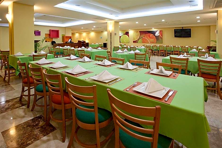 Hotel Hipico Inn