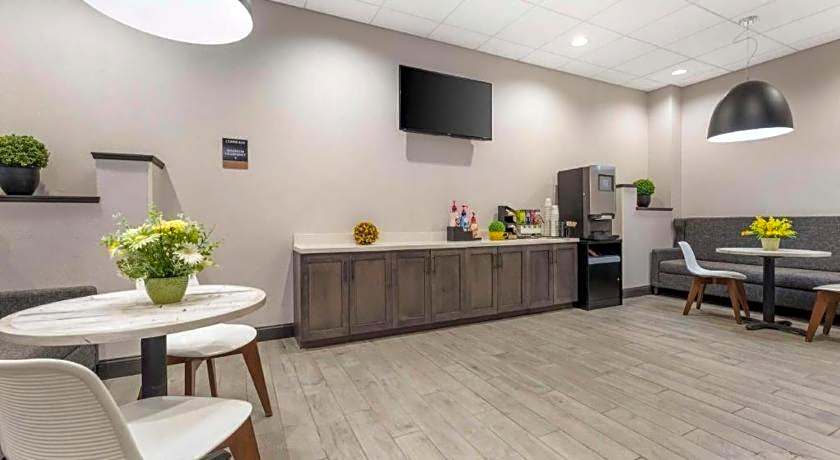 Best Western Plus Cranberry-Pittsburgh North