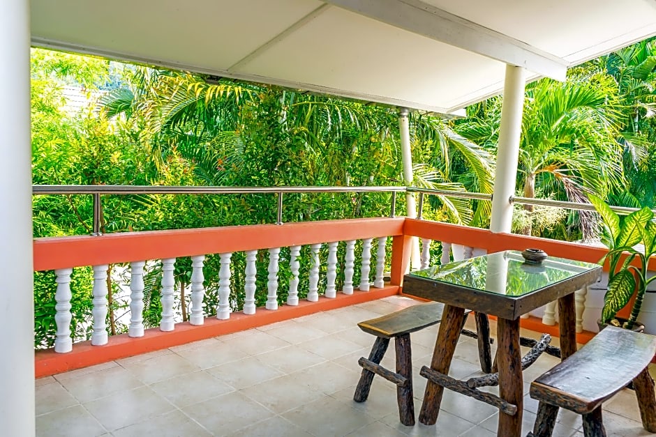 Chez Charly Bungalow