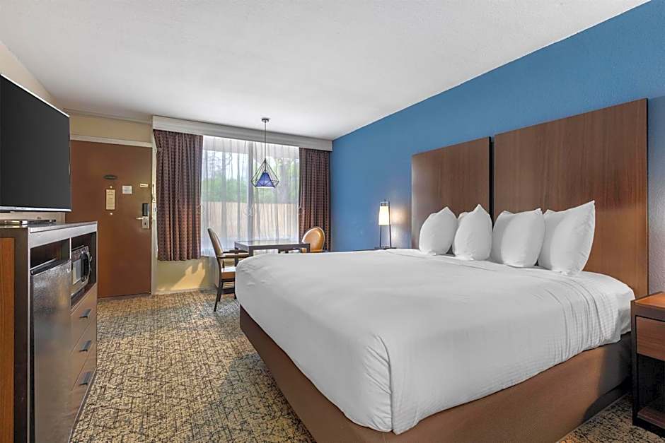 Best Western Winners Circle Inn