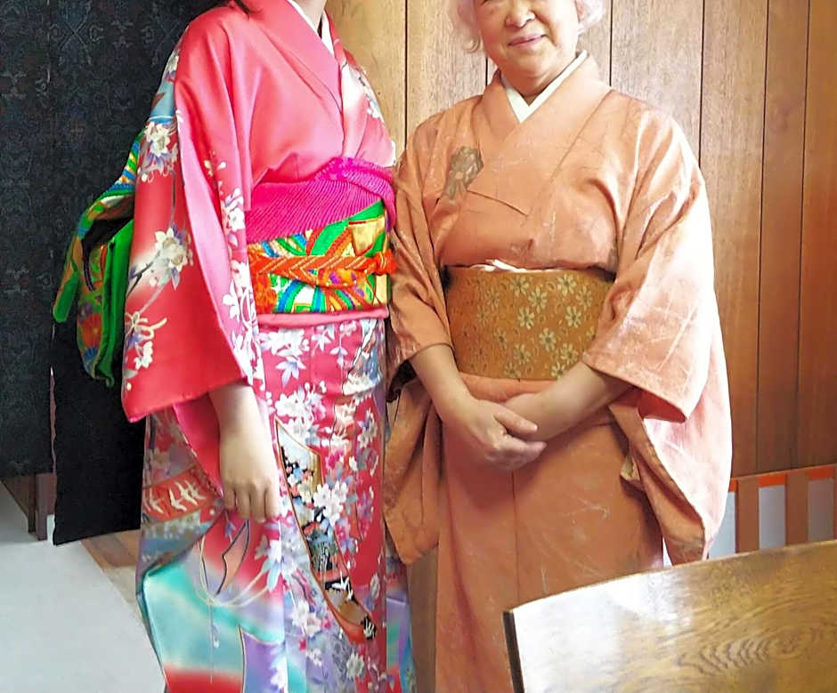 Minshuku Kaikazari Kunnui