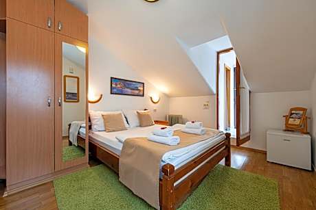 Double Room with Balcony and Sea View