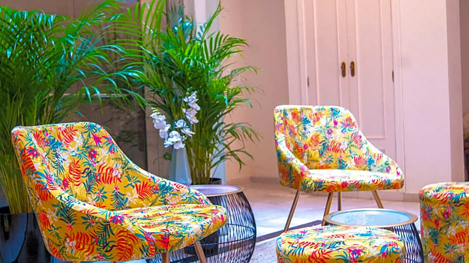 Sweet Sevilla Suites